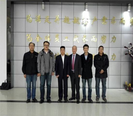 中國機(jī)床工業(yè)工具協(xié)會執(zhí)行副理事長毛予鋒先生蒞臨我公司參觀指導(dǎo)工作